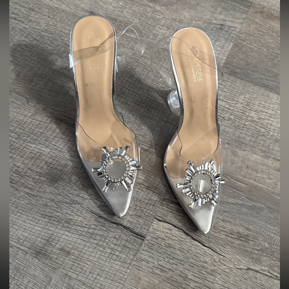 Catherine Malandrino Silver Pointed Toe Heels with Crystal Sunburst - Picture 2 of 13